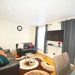  Appartement Modern 4 Bedroom Royaume-Uni